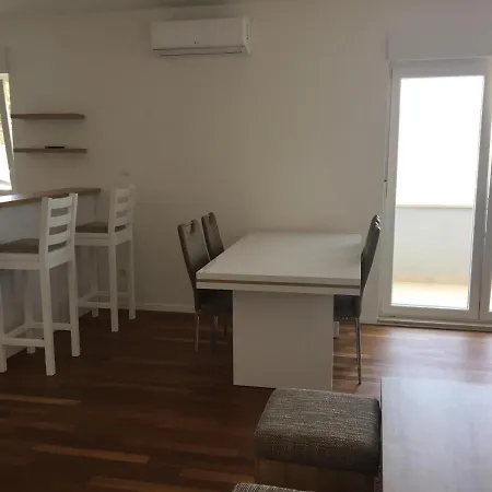 With A Parking Space - 13554 Spalato