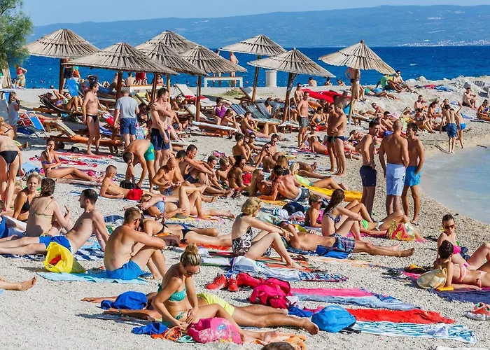 Apartman With A Parking Space - 13554