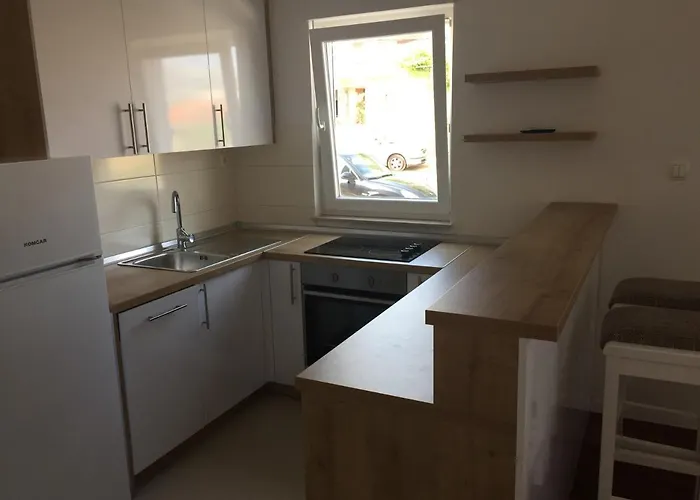 With A Parking Space - 13554 Apartman Split