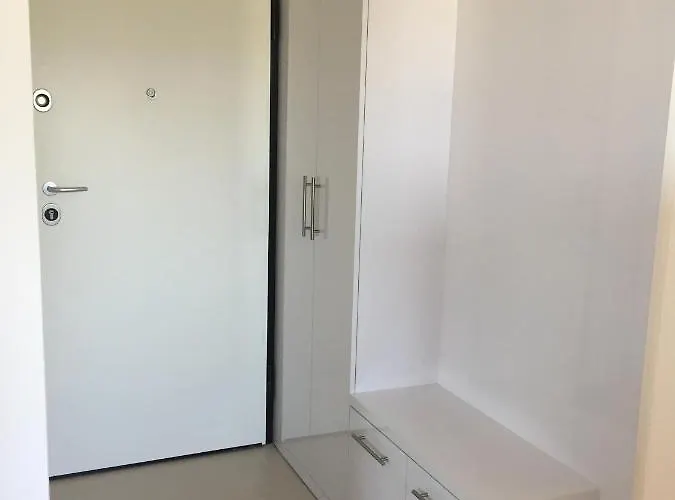 Apartman With A Parking Space - 13554 *