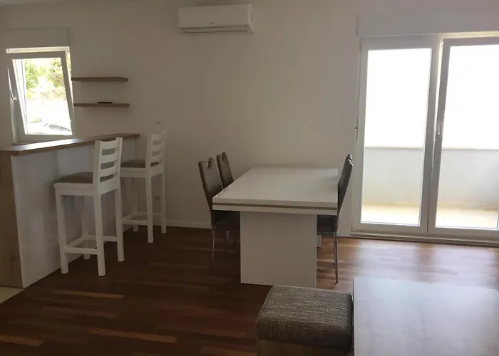 With A Parking Space - 13554 Split